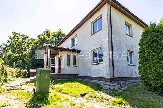 Земля в собственности, частный дом, зеленая территория 2600 м2, закрытый двор, место Jūrmala