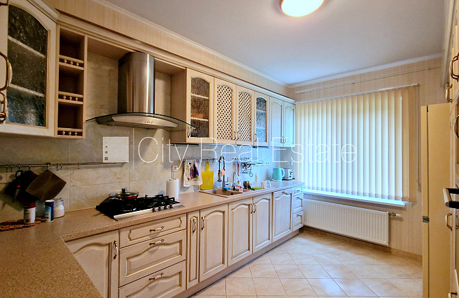 Земля в собственности, частный дом, новостройка, благоустроенная озеленённая Юрмала - изображение 14