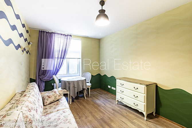 Дом во дворе, реновированный дом, благоустроенная озеленённая территория, Рига - изображение 4