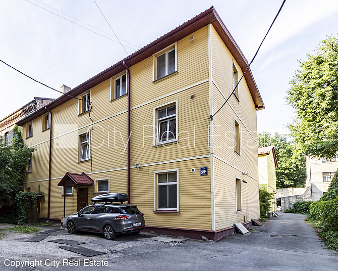 Дом во дворе, реновированный дом, благоустроенная озеленённая территория, Рига - изображение 14