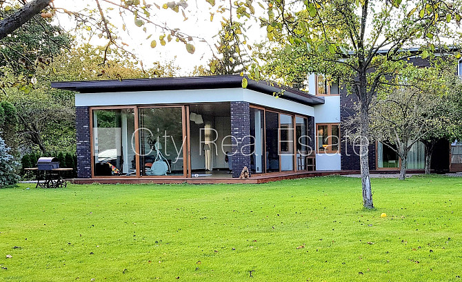 Zeme īpašumā, privātmāja, renovēta māja, nomainītas inženierkomunikācijas, labiekārtota Rīga - foto 3