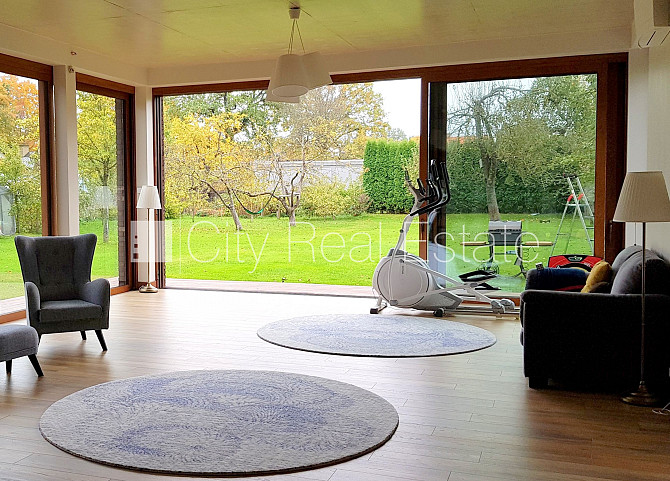 Zeme īpašumā, privātmāja, renovēta māja, nomainītas inženierkomunikācijas, labiekārtota Rīga - foto 7