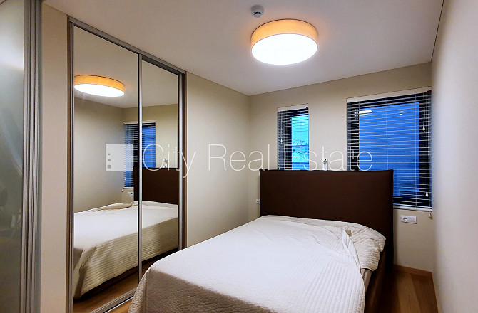 Новостройка, закрытый двор, место для машины, апартаменты люкс, лифт, количество Рига - изображение 7