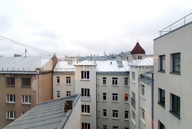 Новостройка, закрытый двор, место для машины, апартаменты люкс, лифт, количество Рига - изображение 15