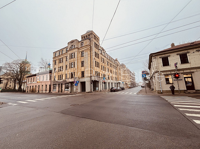 Фасадный дом, закрытый двор, отопление - воздушный теплонасос, бойлер для горячей Рига - изображение 17