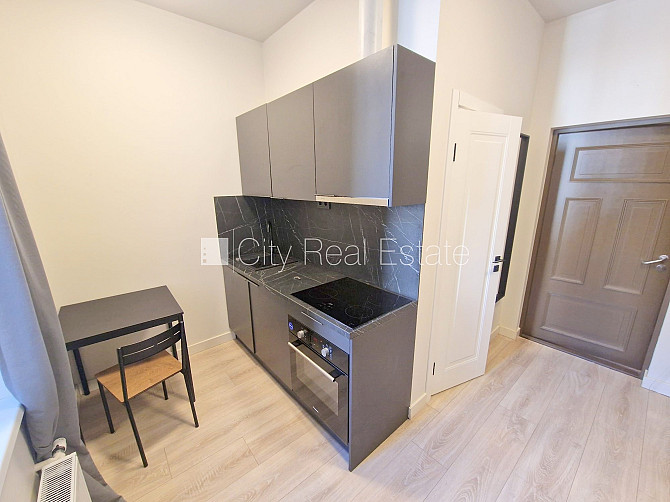 Фасадный дом, реновированный дом, закрытый двор, охраняемая территория, вход с Рига - изображение 6