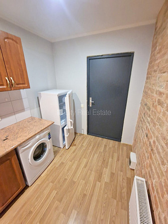 Фасадный дом, реновированный дом, закрытый двор, вход с улицы и со двора, Рига - изображение 20