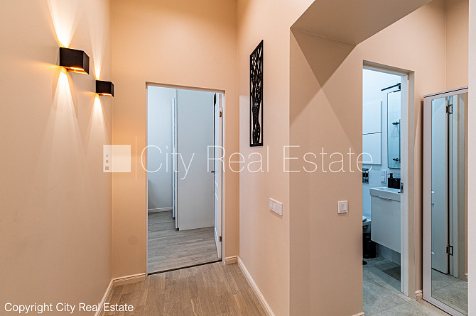 Дом во дворе, реновированный дом, благоустроенный озеленённый двор, закрытый Рига - изображение 15