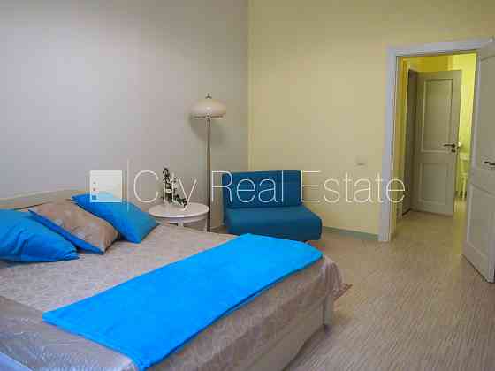 Эта квартира сдается в аренду посуточно (краткосрочная аренда), стоимость аренды Rīga