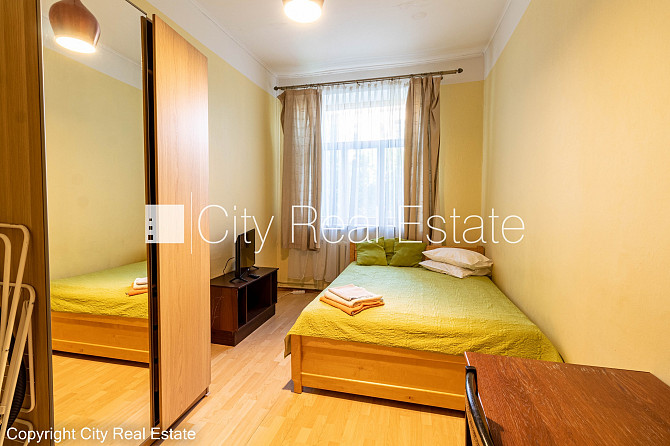 Renovēta māja, labiekārtots apzaļumots pagalms, slēgts pagalms, ir lifts, istabas izolētas 2 Rīga - foto 1