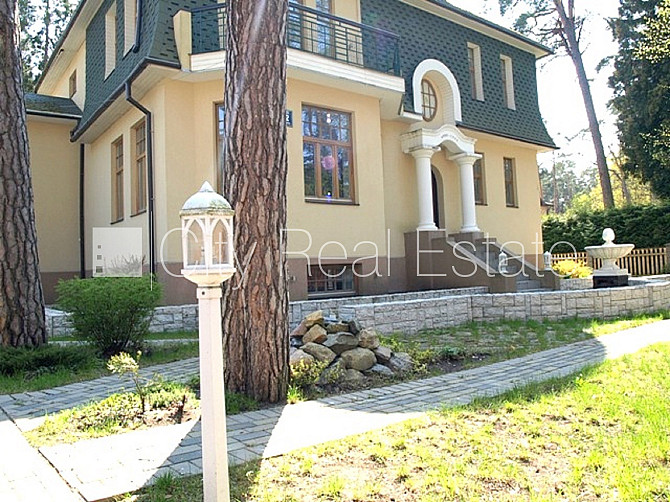 Zeme īpašumā, privātmāja, jaunceltne, labiekārtota apzaļumota teritorija 1705 m2, bruģēts Jūrmala - foto 7