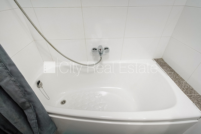 Šo dzīvokli izīrē pa diennaktīm (īstermiņa īre), īres cena sludinājumā norādīta par Rīga - foto 18