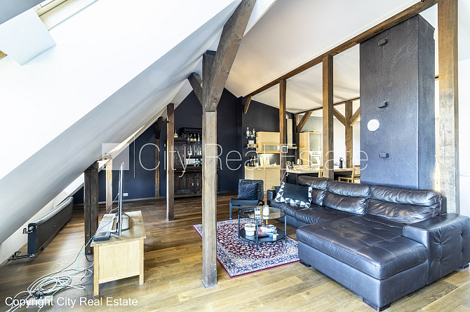 Fasādes māja, renovēta māja, slēgts pagalms, luksuss apartamenti , mansards, kāpņu telpa Rīga - foto 5