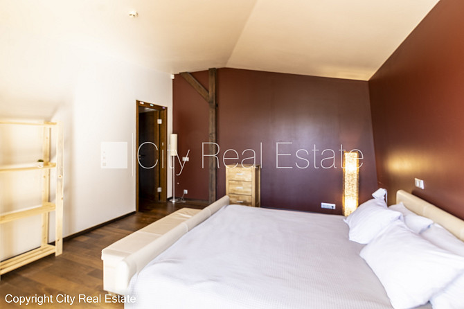 Fasādes māja, renovēta māja, slēgts pagalms, luksuss apartamenti , mansards, kāpņu telpa Rīga - foto 14