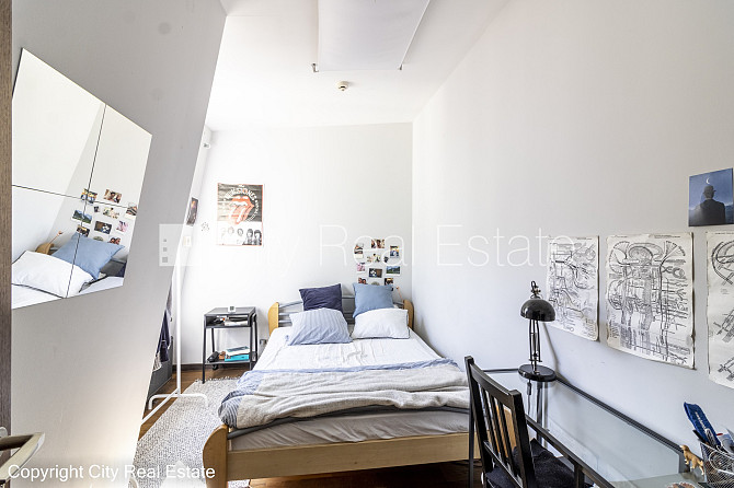 Fasādes māja, renovēta māja, slēgts pagalms, luksuss apartamenti , mansards, kāpņu telpa Rīga - foto 11