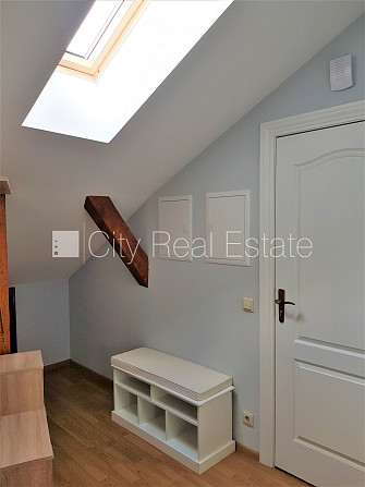 Фасадный дом, закрытый двор, мансарда, изолированная комната 2 шт., центральное Рига - изображение 16