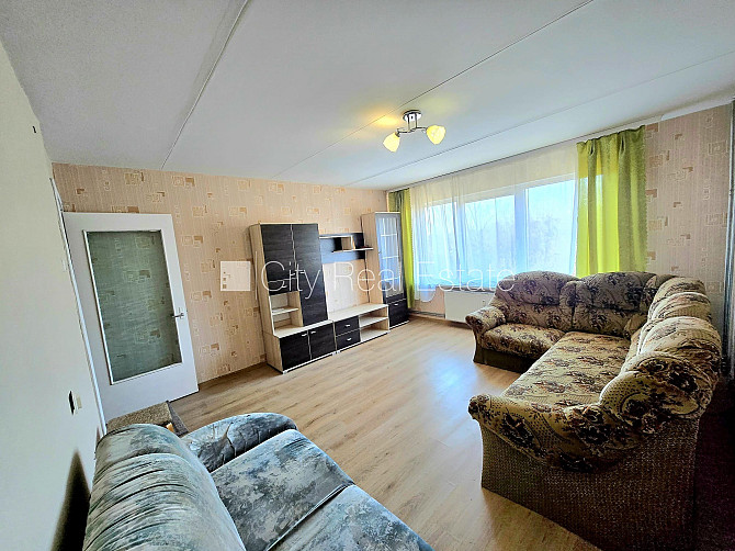 Реновированный дом, благоустроенная озеленённая территория, вход с улицы и со Салдус и район - изображение 4