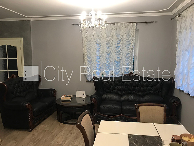 Реновированный дом, благоустроенная озеленённая территория, территория Юрмала - изображение 6