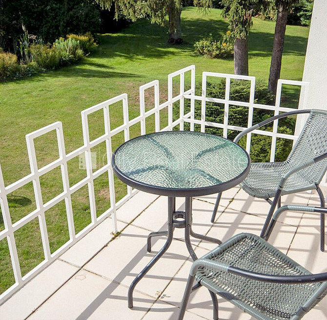 Labiekārtots apzaļumots pagalms, garāža divām automašīnām, veranda, baseins, sauna, Jūrmala - foto 20