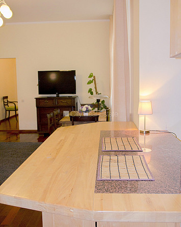 Дом во дворе, реновированный дом, закрытый двор, во дворе детская игровая Рига - изображение 4