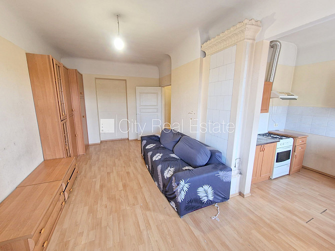 Дом во дворе, возможность аренды парковки, охраняемая автостоянка, вход с улицы и Рига - изображение 14