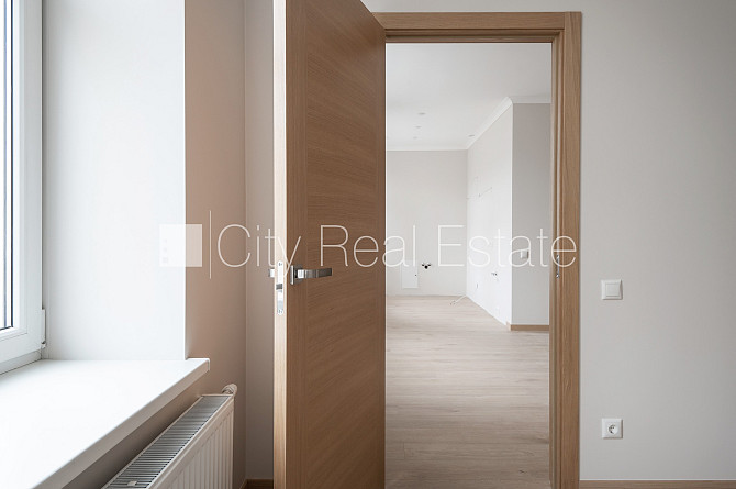 Fasādes māja, slēgts pagalms, vieta automašīnai, ieeja no ielas, ir lifts, kāpņu telpa pēc Rīga - foto 6