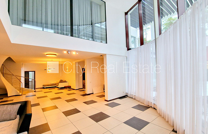 Privātmāja, labiekārtota apzaļumota teritorija 1800 m2, iežogota teritorija, teritorijas Jūrmala - foto 19