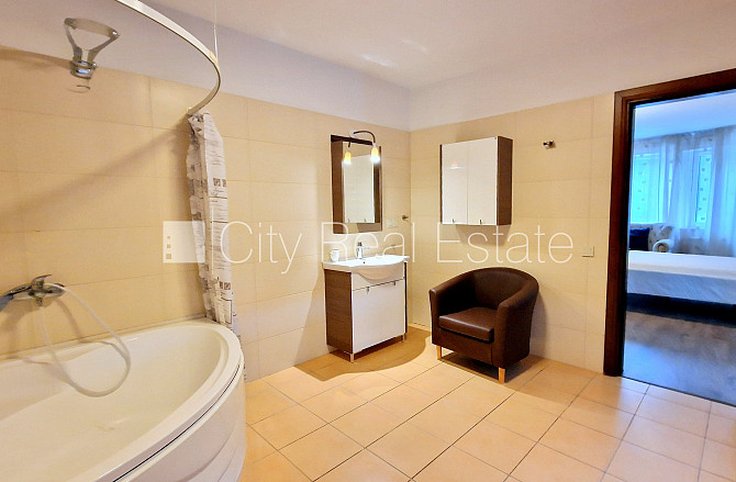 Частный дом, благоустроенная озеленённая территория 1800 м2, территория обнесена Юрмала - изображение 20