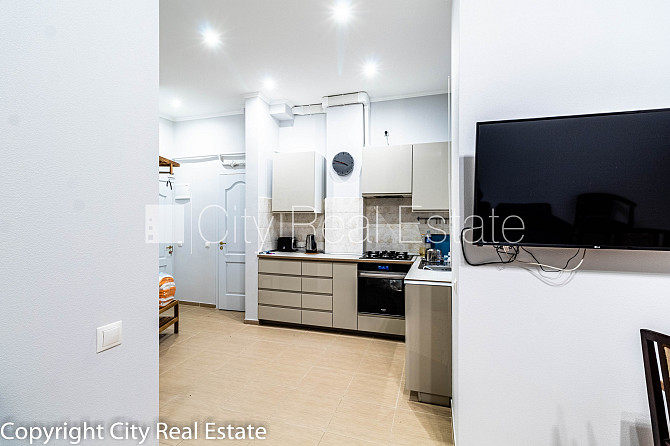 Дом во дворе, реновированный дом, закрытый двор, лифт, окна выходят во двор, Рига - изображение 16