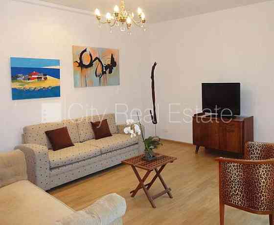 Новостройка, благоустроенная озеленённая территория, закрытая территория, место Рига