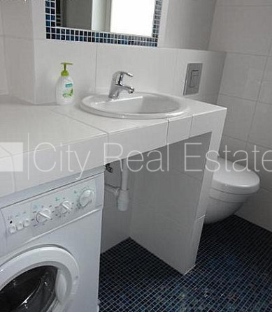 Новостройка, благоустроенная озеленённая территория, закрытая территория, место Рига - изображение 9