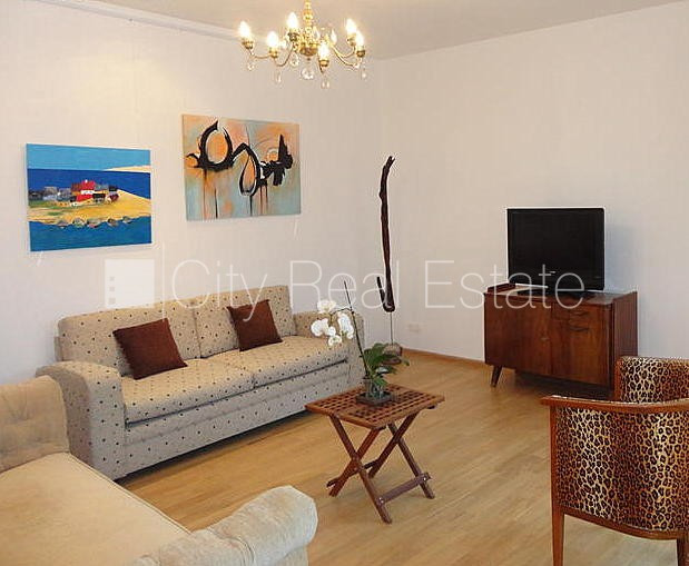 Новостройка, благоустроенная озеленённая территория, закрытая территория, место Рига - изображение 3