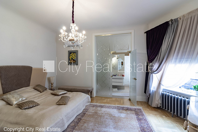 Фасадный дом, реновированный дом, кирпичные стены, вход с улицы и со двора, Рига - изображение 16