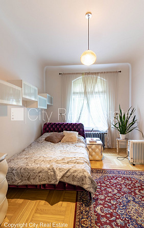 Фасадный дом, реновированный дом, кирпичные стены, вход с улицы и со двора, Рига - изображение 7