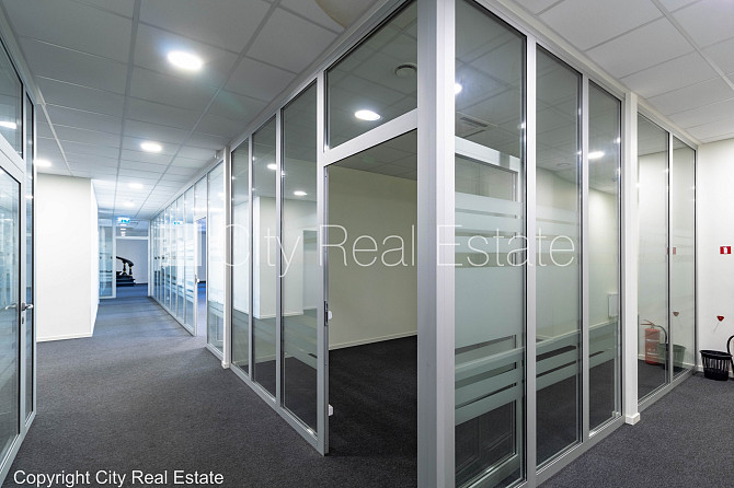 Fasādes māja, renovēta māja, viena kvadrātmetra apsaimniekošanas maksa mēnesī  1,6 EUR, Rīga - foto 4