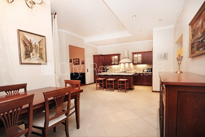 Projekts - Pulkveža Nams, fasādes māja, renovēta māja, labiekārtota apzaļumota teritorija, Rīga - foto 2