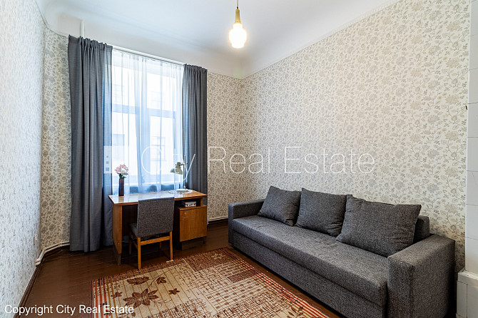 Zeme īpašumā, fasādes māja, renovēta māja, dzīvokļu skaits ēkā  10 gab., mainīts Jumta Rīga - foto 8