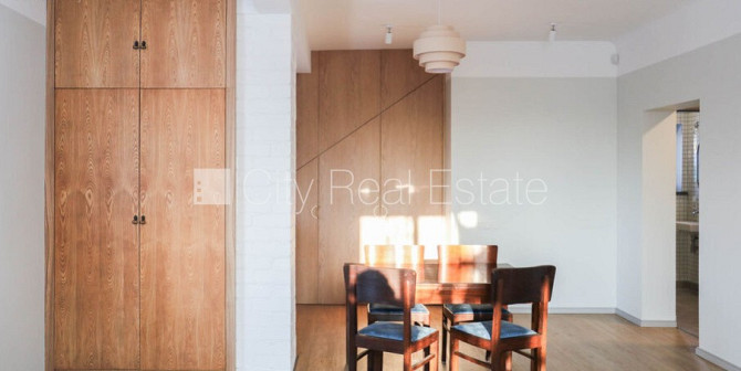 Таунхаус, реновированный дом, количество квартир в здании 2 шт., благоустроенный Рига - изображение 4