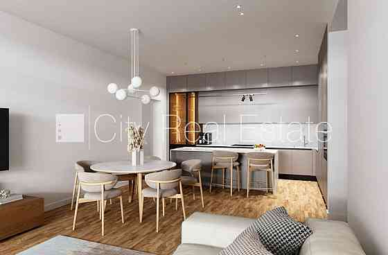 Новостройка, место для машины, лифт, балкон 17 м2, окна выходят на сторону парка, Юрмала