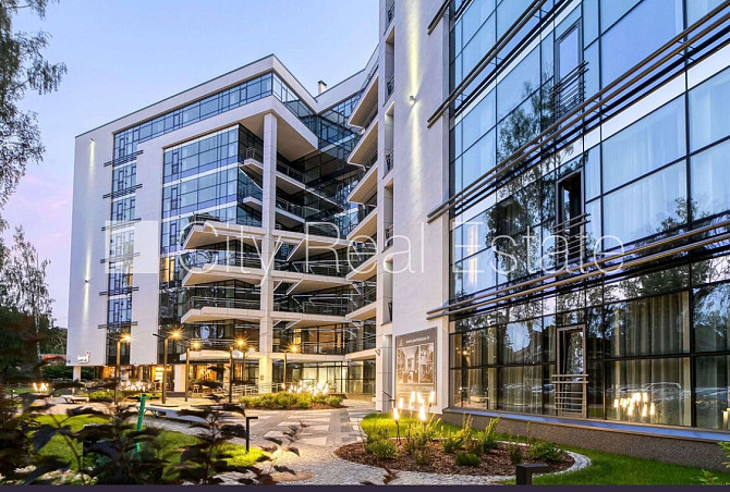 Новостройка, место для машины, лифт, балкон 17 м2, окна выходят на сторону парка, Юрмала - изображение 11