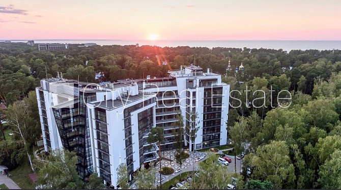 Новостройка, место для машины, лифт, балкон 17 м2, окна выходят на сторону парка, Юрмала - изображение 10