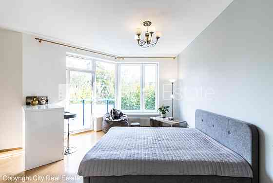 Проект - Duntes Ozoli (Дунтес Озоли), место для машины, лифт, балкон, окна выходят на Рига