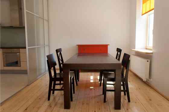 A spacious and bright 3-room apartment in the center of Riga is for sale. The apartment is quiet, wa Рига