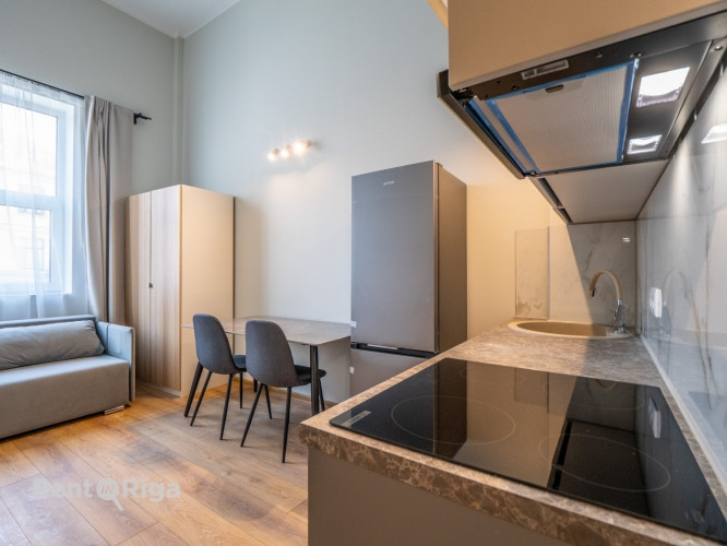 Pieejams unikāls lofta tipa dzīvoklis jaunajā projektā Katolu ielā 11  ar augstvērtīgu Rīga - foto 2