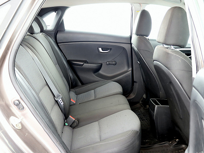 Hyundai i30 Elengace LPG 1.4 73kW Tallina - foto 7