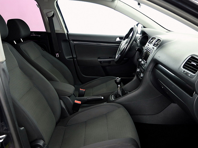 Volkswagen Golf Variant Comfortline 1.6 TDI 77kW Таллин - изображение 6
