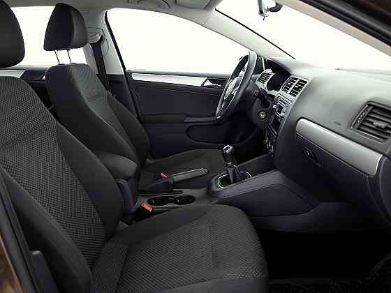 Volkswagen Jetta Comfortline 1.2 77kW Таллин