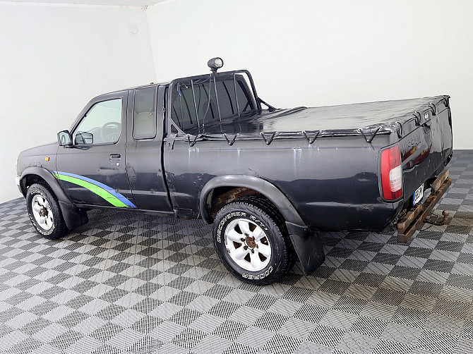 Nissan Pickup 4x4 2.5 dCi 76kW Таллин - изображение 4