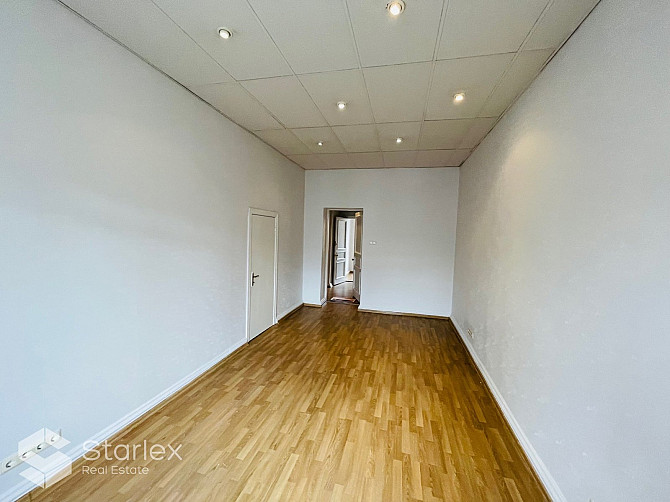 Iznomā biroja telpas Rīgas centrā prestižā jūgendstila ēkā Citadeles ielā 2 (blakus Rīga - foto 8