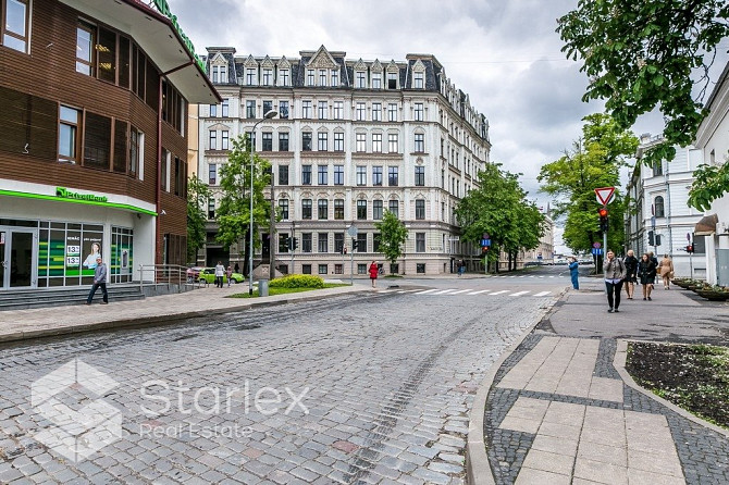 Iznomā biroja telpas Rīgas centrā prestižā jūgendstila ēkā Citadeles ielā 2 (blakus Rīga - foto 1